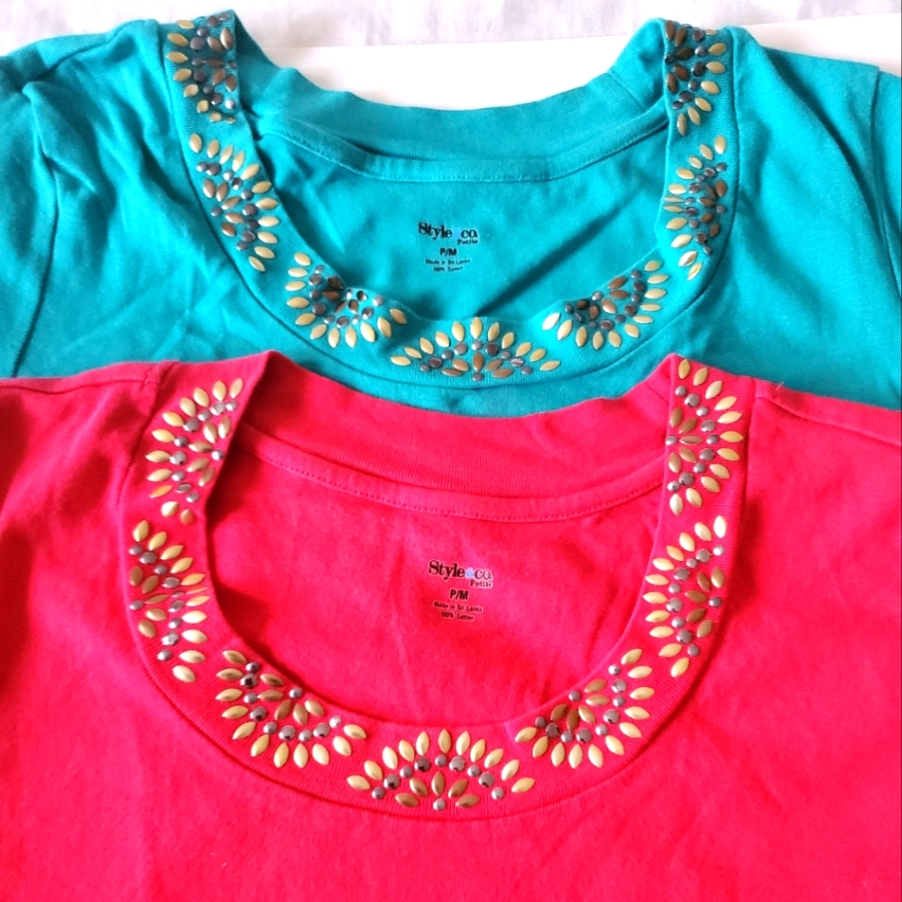 Set of 2,  Style and co.tops size petite medium